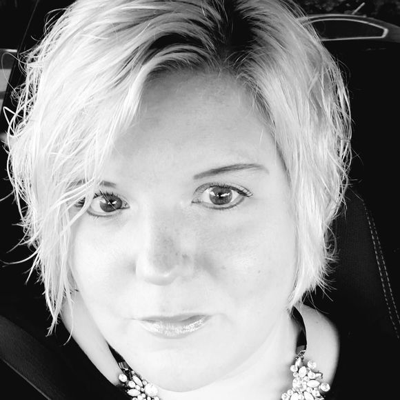 Meet your Posher, Jamie - Picture 1 of 1